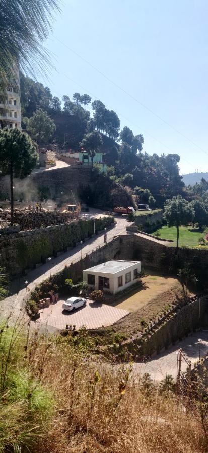 2Bhk Furnished Apartment/Near Kasauli/Barog/Luv Fun & Adventure Solan Exteriér fotografie
