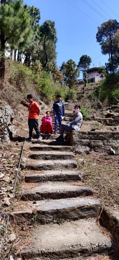 2Bhk Furnished Apartment/Near Kasauli/Barog/Luv Fun & Adventure Solan Exteriér fotografie