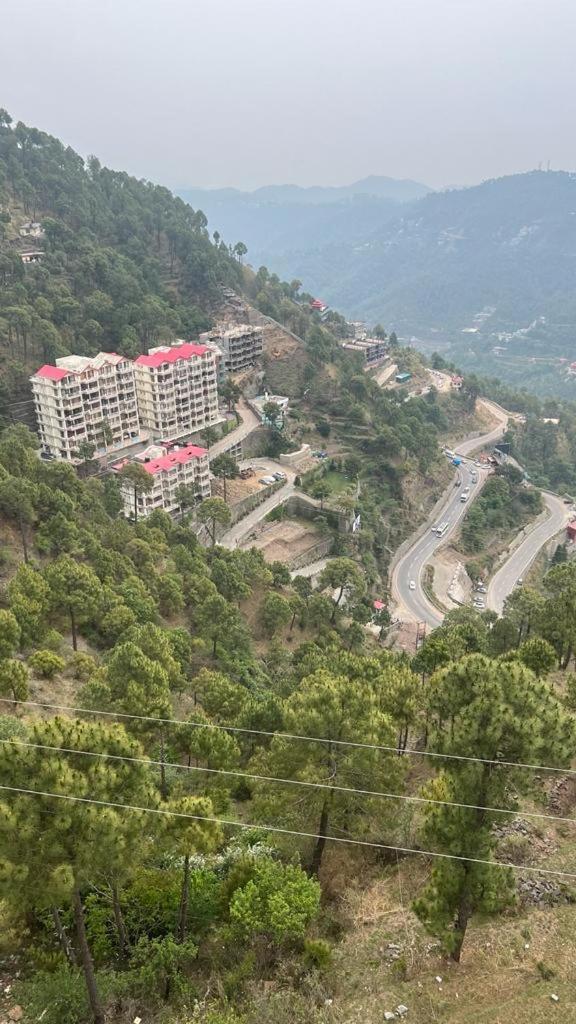 2Bhk Furnished Apartment/Near Kasauli/Barog/Luv Fun & Adventure Solan Exteriér fotografie